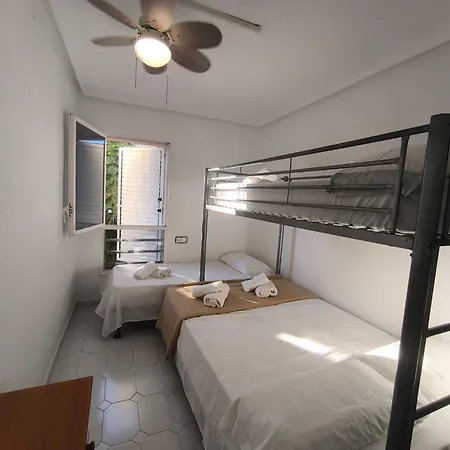 House In Tourist Paco * トレビエハ